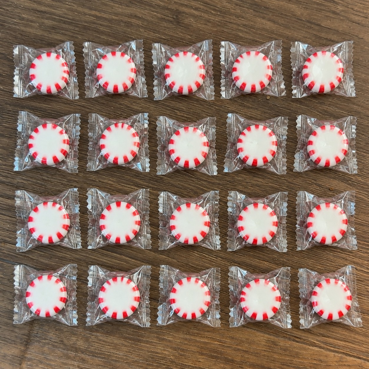 20 individually wrapped peppermint mints